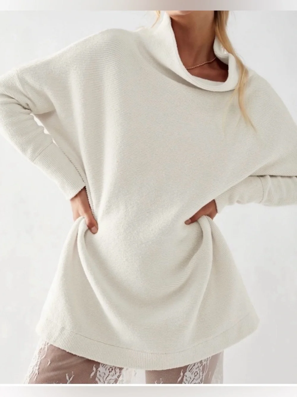 Free People Ottoman Slouchy Tunic Sweater in Nutmeg Taupe